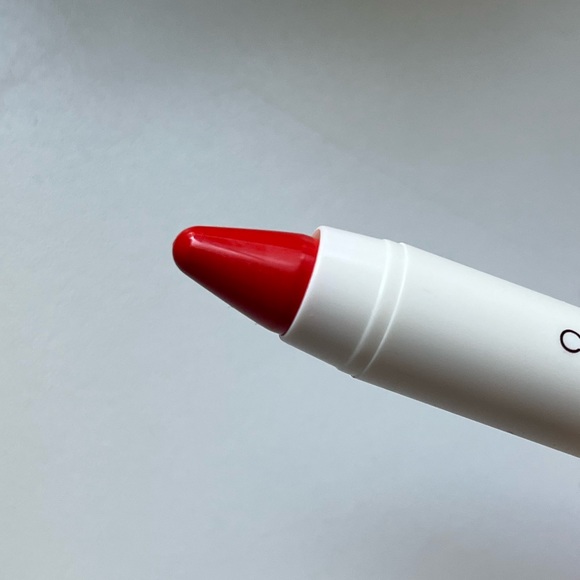 Lipstick - Picture 2 of 3